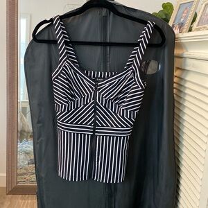 Bebe xs stretch corset style top front zip